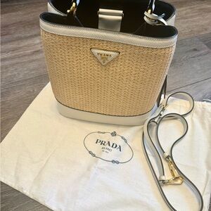 Prada Paglia Saffiano Medium Panier Naturale White Leather Bucket Bag